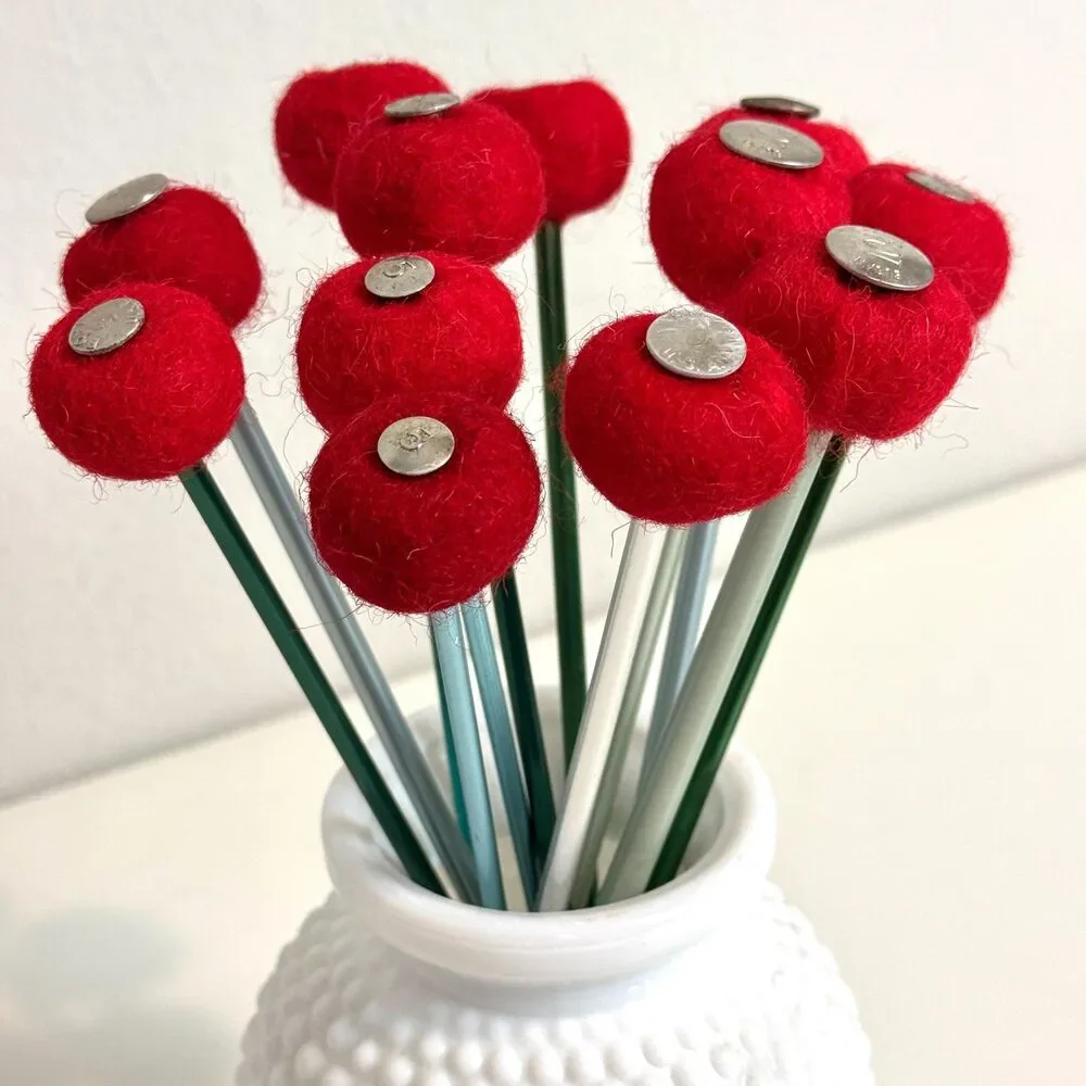 12 Handmade Felted Flowers Knitting Needle Craft Red 10”
